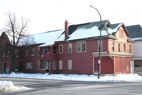 595 Fillmore Avenue: 1893-1906, owned by Joseph Jankowski. Surviving example of Eastlake architecture. Unoccupied; Currently at EXTREME risk.